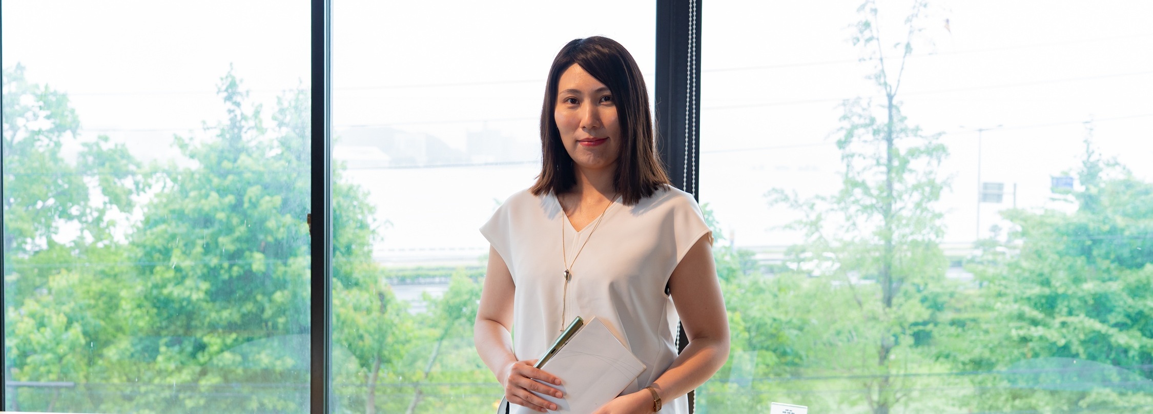 人間科学部 豊島彩先生